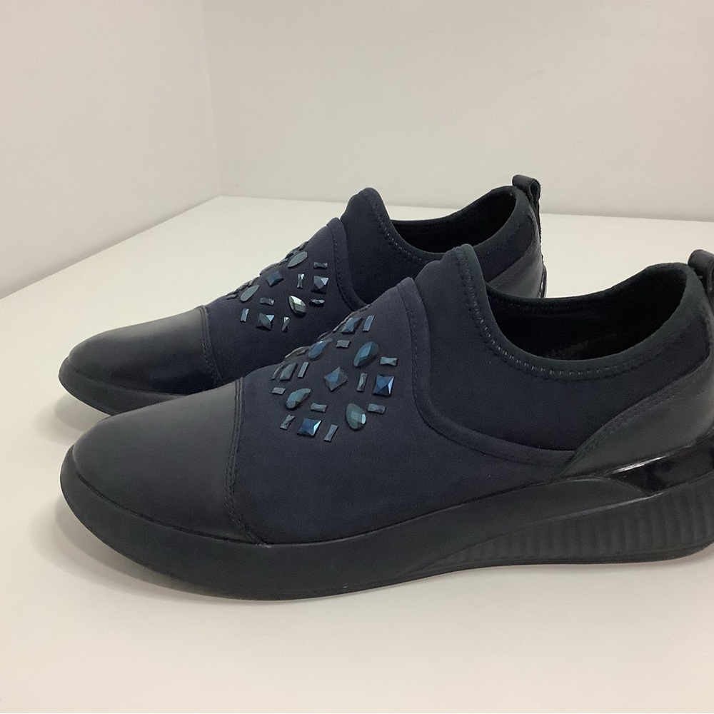 GEOX D Theragon ,Slip-On Sneakers with Embellishments .ITALIAN PATENT..🇮🇹